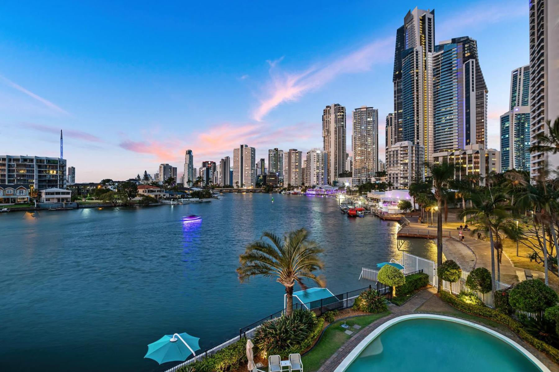Amazing Water Views Surfers Paradise 黄金海岸 外观 照片